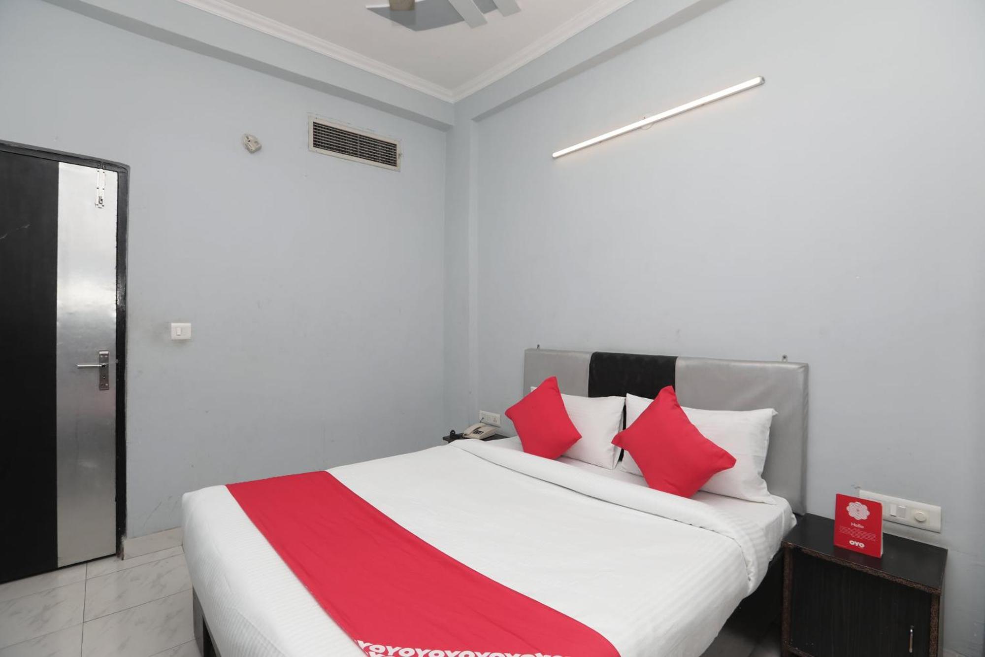โอโย 40851 โฮเต็ล อติถิ Hotel กาเซียบัด ภายนอก รูปภาพ