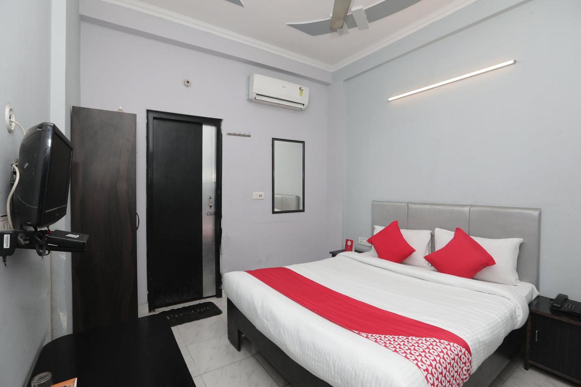 โอโย 40851 โฮเต็ล อติถิ Hotel กาเซียบัด ภายนอก รูปภาพ